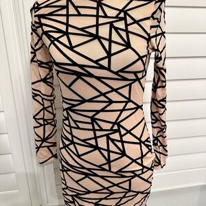Geometric Patterned Long Sleeve Dress - Beige and Black
